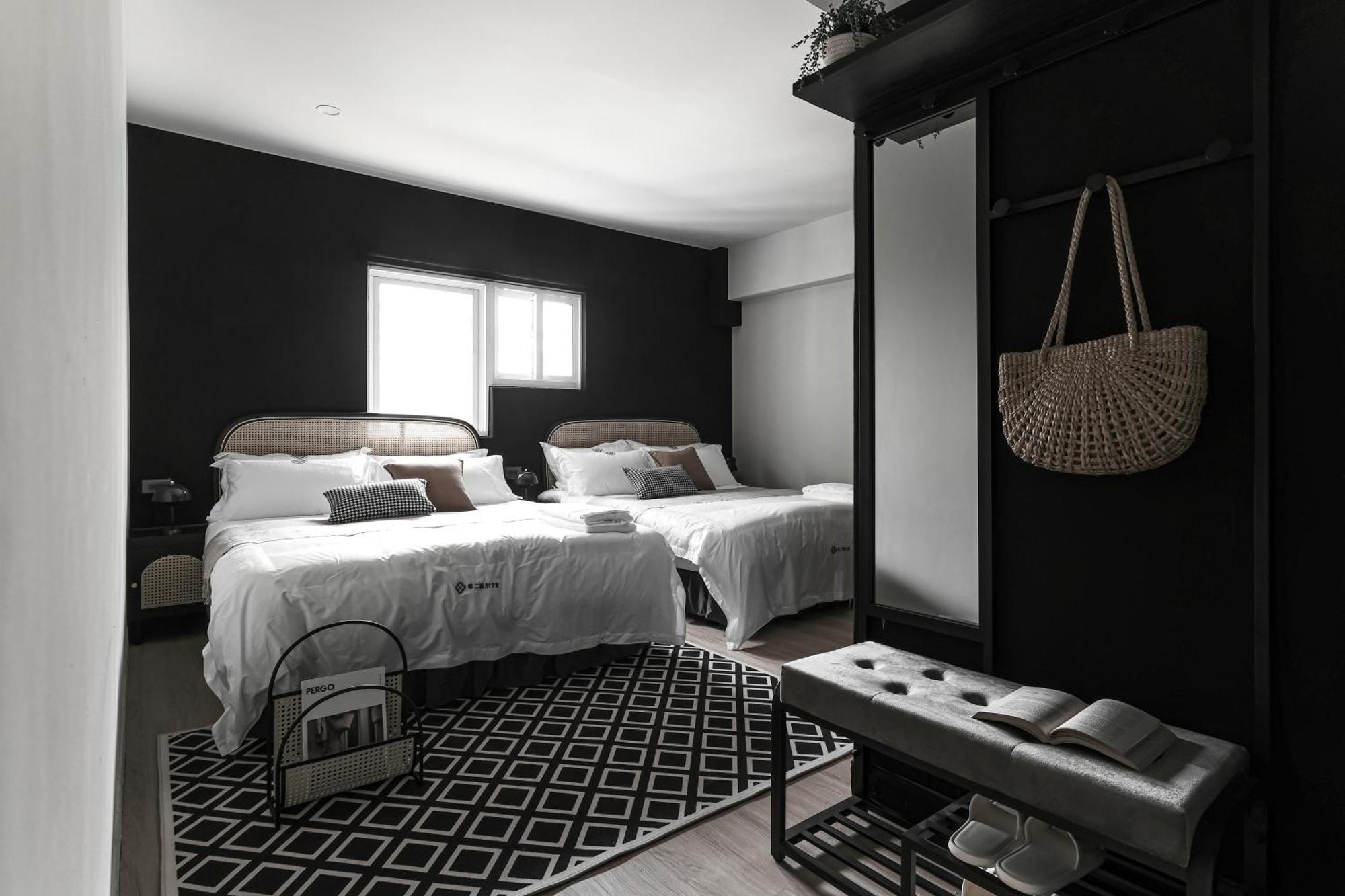 We2 Design Hotel Taichung Exterior photo