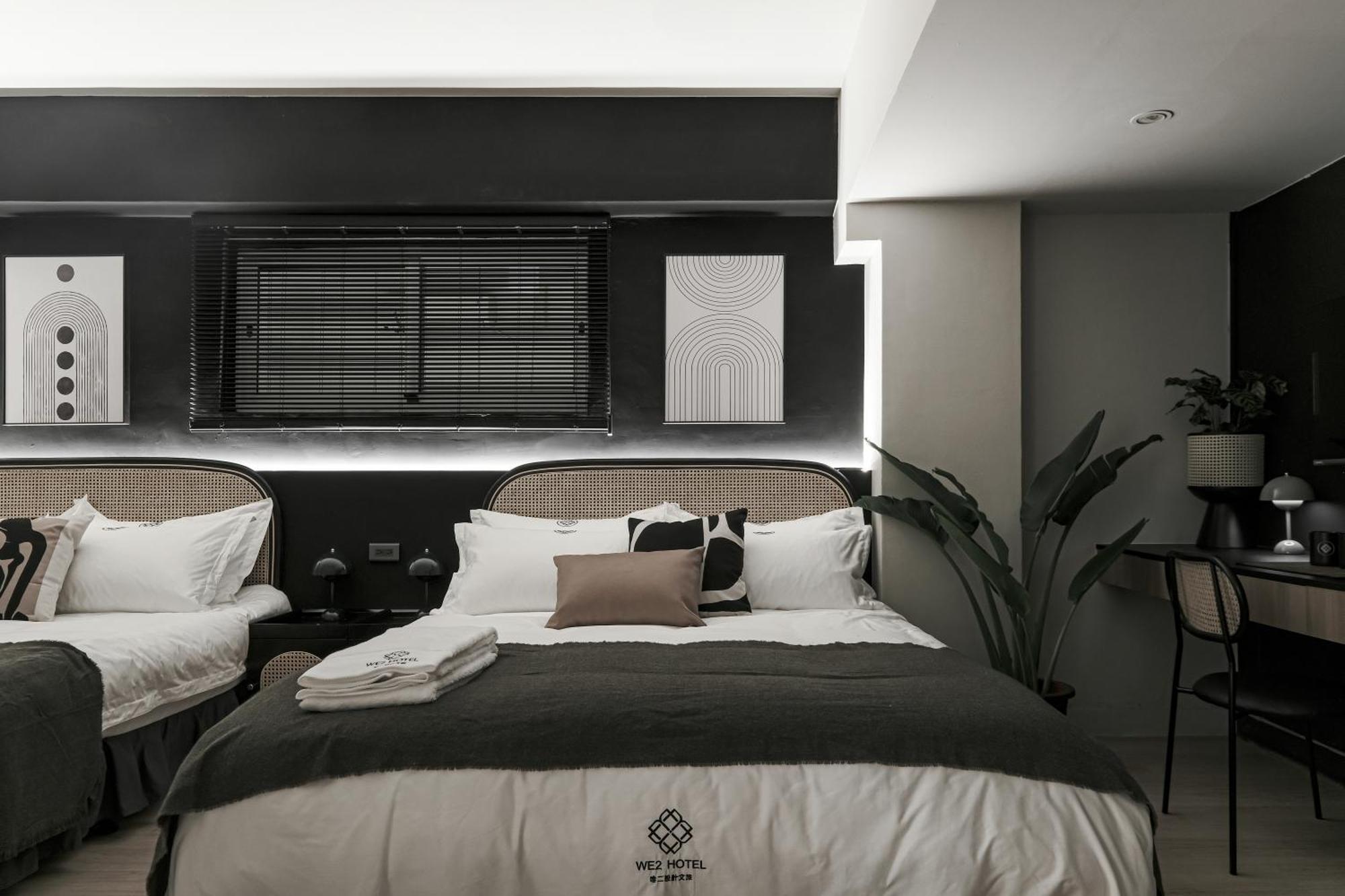We2 Design Hotel Taichung Exterior photo