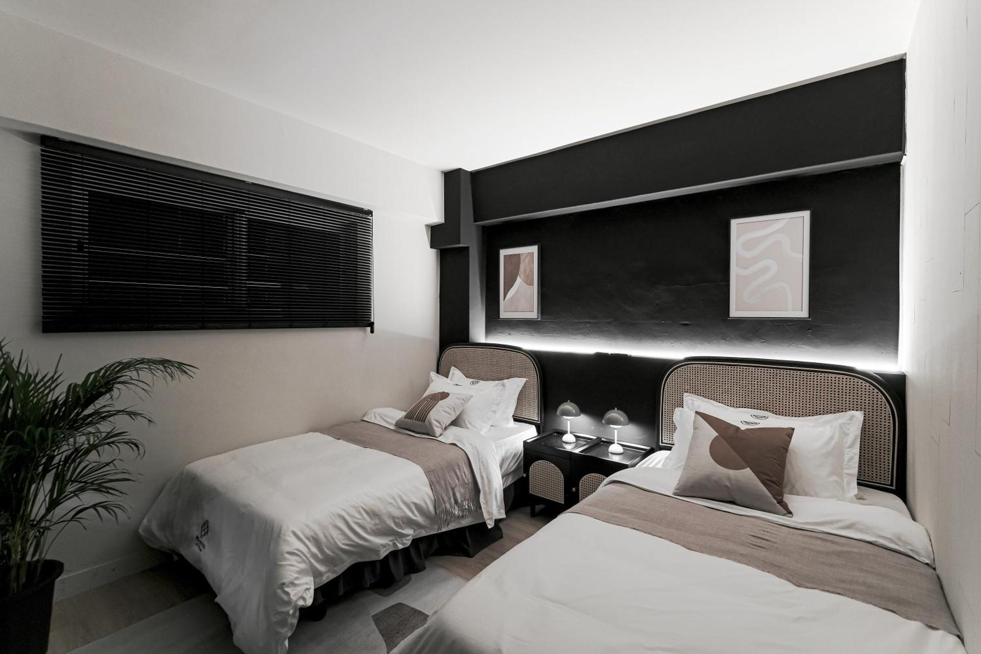 We2 Design Hotel Taichung Exterior photo